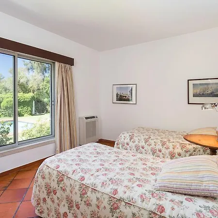 Βίλα Penina Family House *