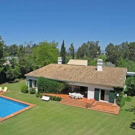Βίλα Penina Family House *