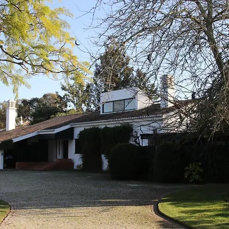 Penina Family House *