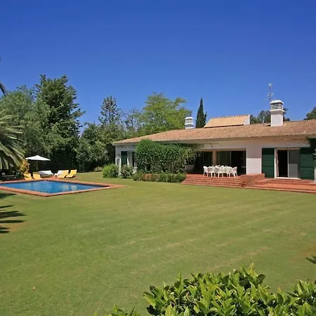 Penina Family House Villa