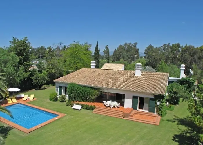 Villa Penina Family House *