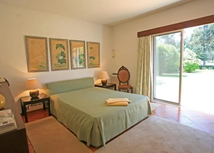 Penina Family House Villa